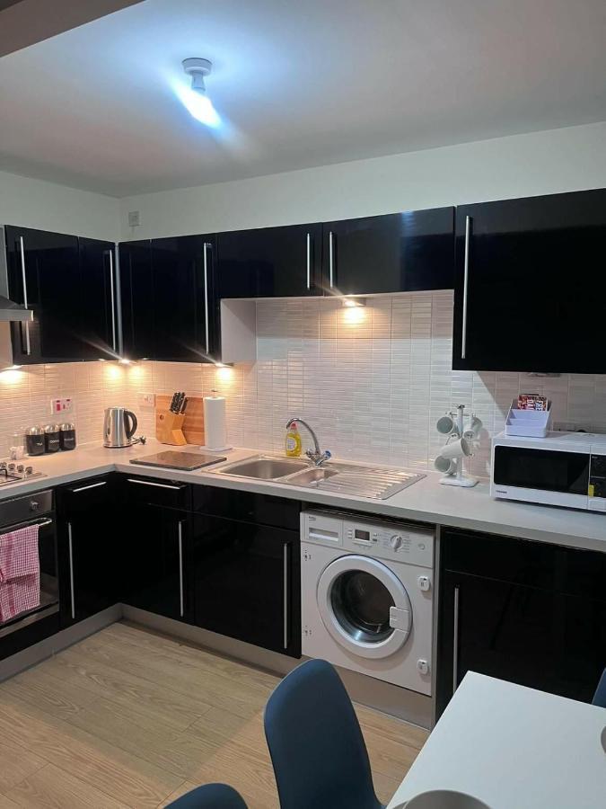 Shelly'S Place Apartman Glasgow Kültér fotó